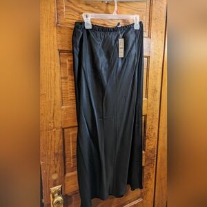 NWT black J Crew skirt, size medium